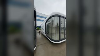 E7 Luxury Space Capsule House Prefab Glamping Pod